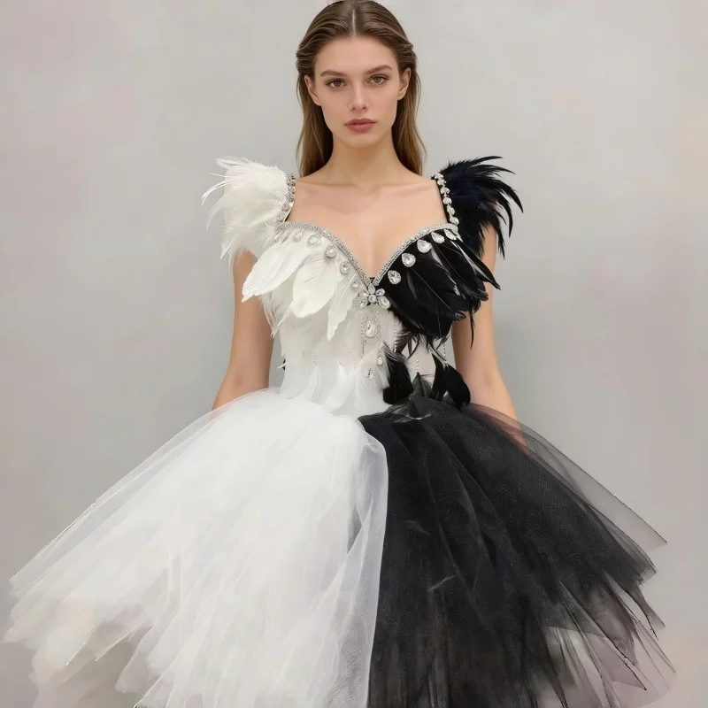 Sexy Rhinestone Splice Bikini Tutu Skirt Set Black White Feather Music Festival Party Rave Outfit for Singer Dancer Stage Wear