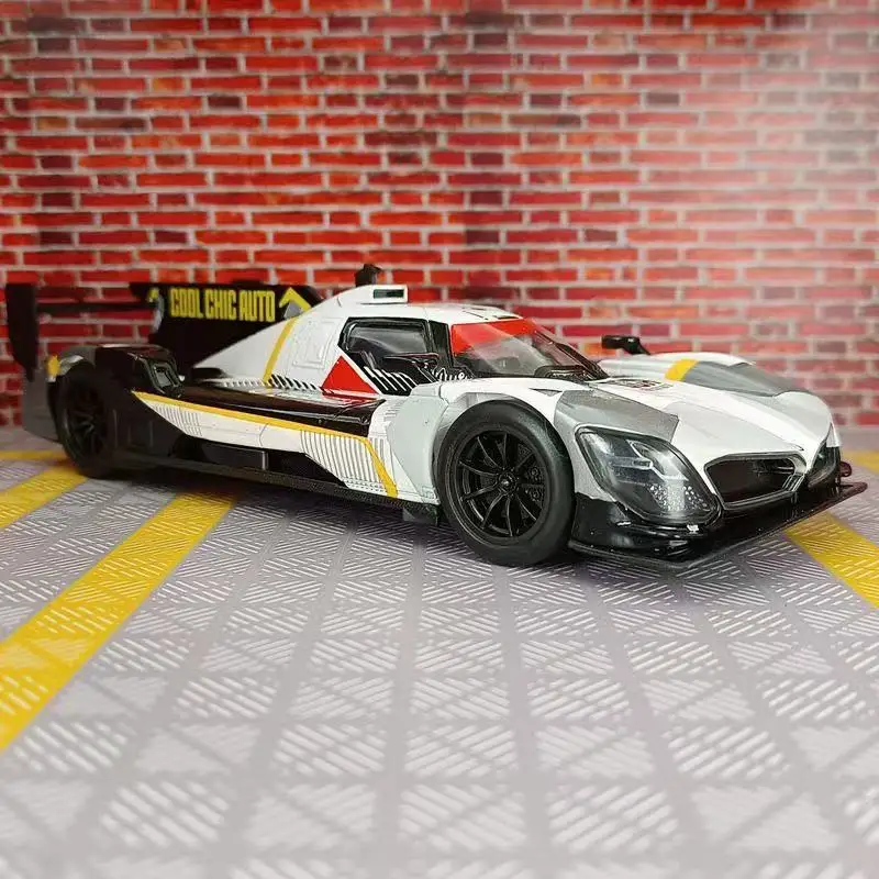 1:24 M Hybrid V8 Super Racing Alloy Car Model Sound and Light Children's Toy Collectibles Birthday gift