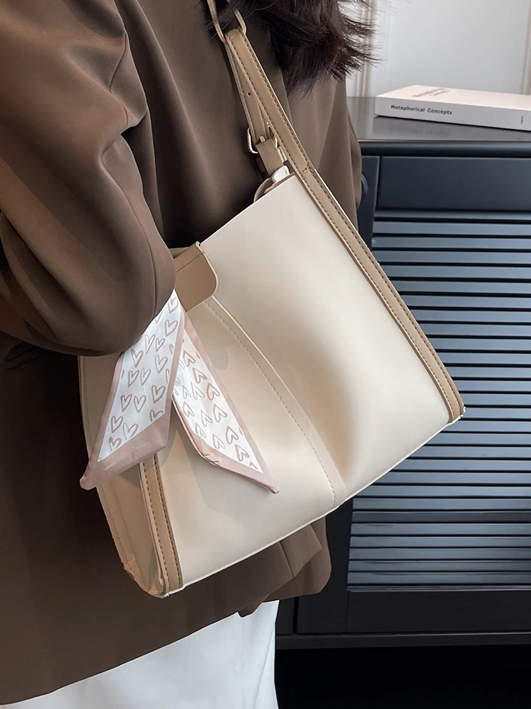 Borsa a tracolla singola da donna di moda popolare semplice borsa da pendolarismo di grande capacità per borsa da donna Casual da donna da ufficio