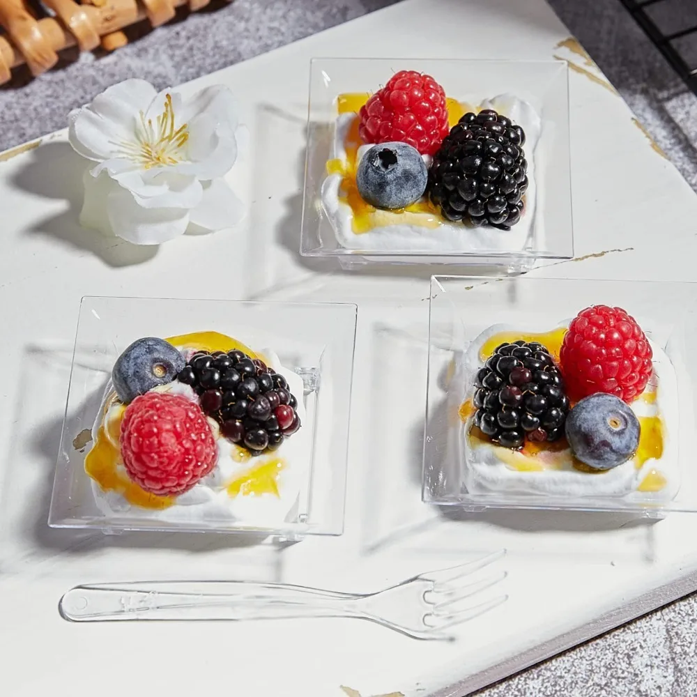 

50pcs Household Mini Square Dessert Tray Transparent Plastic Appetizer Plate Disposable Seasoning Plate Party