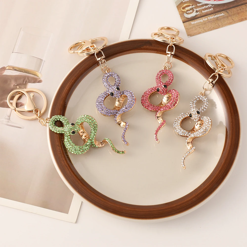 Snake Keychain Crystal Rhinestone Key Ring Women\'s Handbag Pendant Souvenir Gifts for Family and Friends