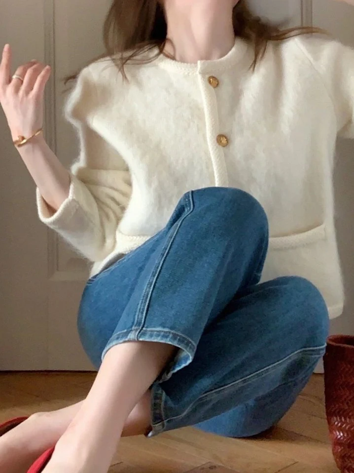 Petit Fraance Sle Camere tricoté pull manteau femmes début hiver 2025 nouveaux vêtements d'extérieur haut de gamme ouvert Cardigan