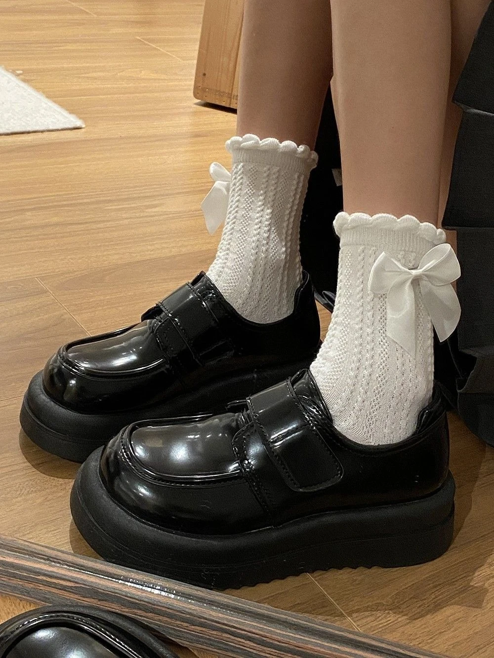 

New Season Women's Chunky Sole Velcro Straps Round Toe Mary Jane Loafer Leather Flats Japanese School Fashion