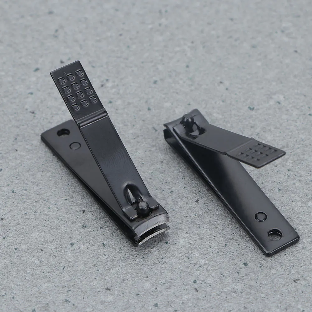 طقم قصافة أظافر من الفولاذ المقاوم للصدأ مكون من 15 قطعة بتصميم مريح ومقبض طويل للعناية اليومية الموثوقة بالأظافر والقدمين