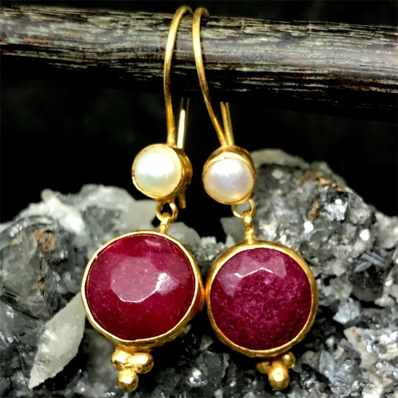 Classic Round Imitation Pearl Earrings Women Trendy Gold Color Metal Inlaid with Red Stones Hook Dangle Earrings Jewelry