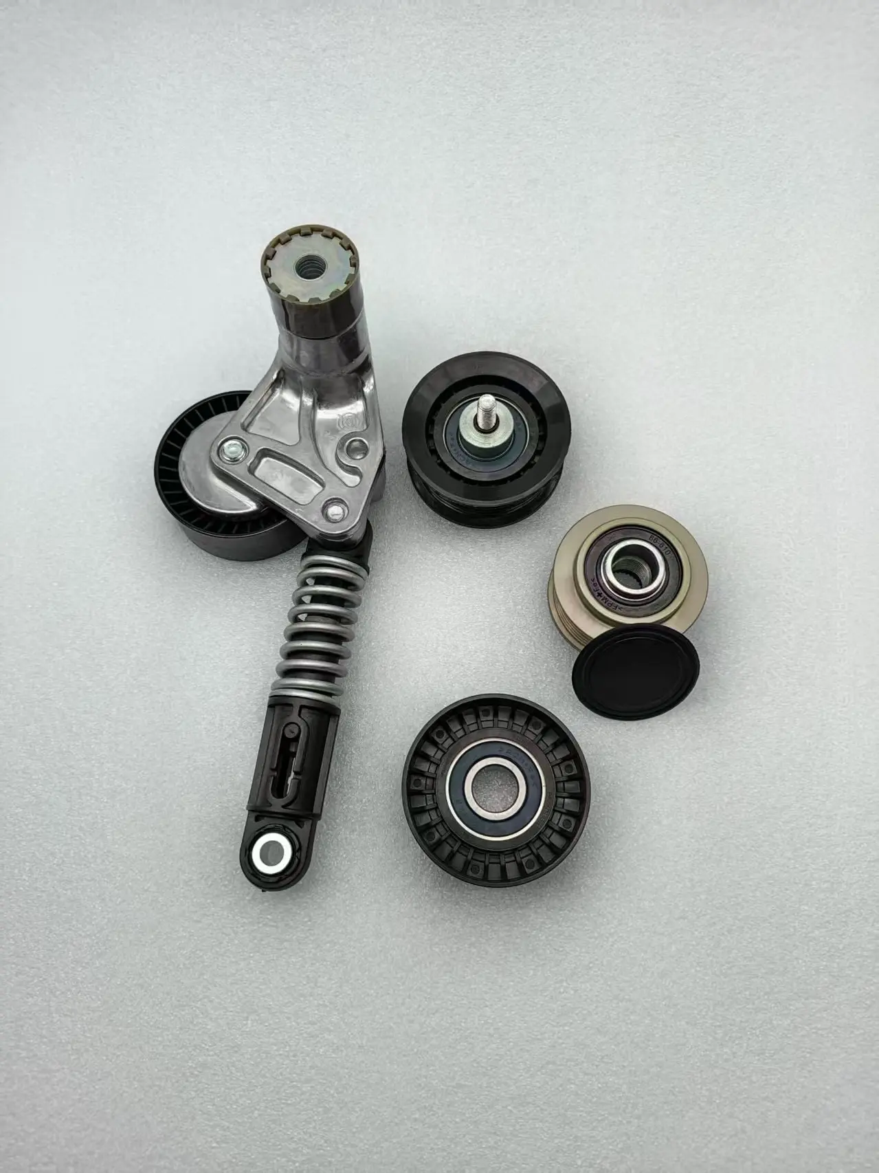 6712000370 4-Piece Belt Tensioner Set For Ssangyong Diesel Engine Actyon Korando Musso Rexton Rodius