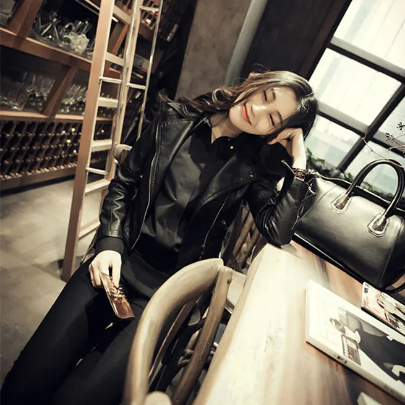 

Байкерские куртки, женская куртка в стиле ретро, осенняя джинсовая куртка с рваным необработанным подолом, повседневная острая гранж-подкультура, хипстерская уличная одежда, уникальная мода