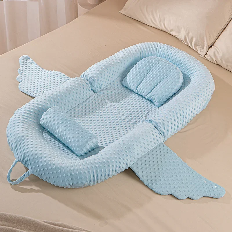 Newborn Baby Anti Startle Jumping Floor Wake-up Mat Spitting Milk Slope Mat Bed Middle Baby Bed Soothing Sleeping Artifact Bed