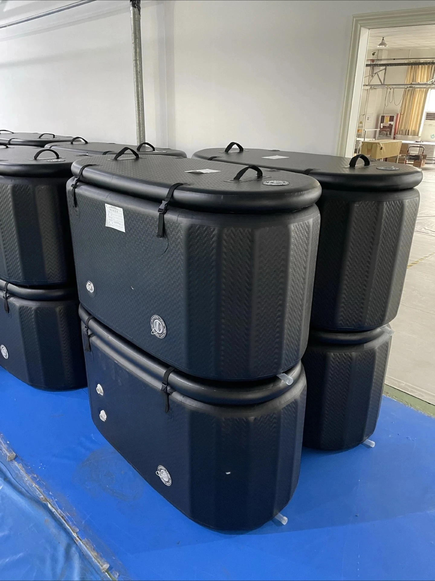 

Inflatable brushed pool Ice bath bucket Inflatable bath tub Sink proofing Refrigeration Ice bath