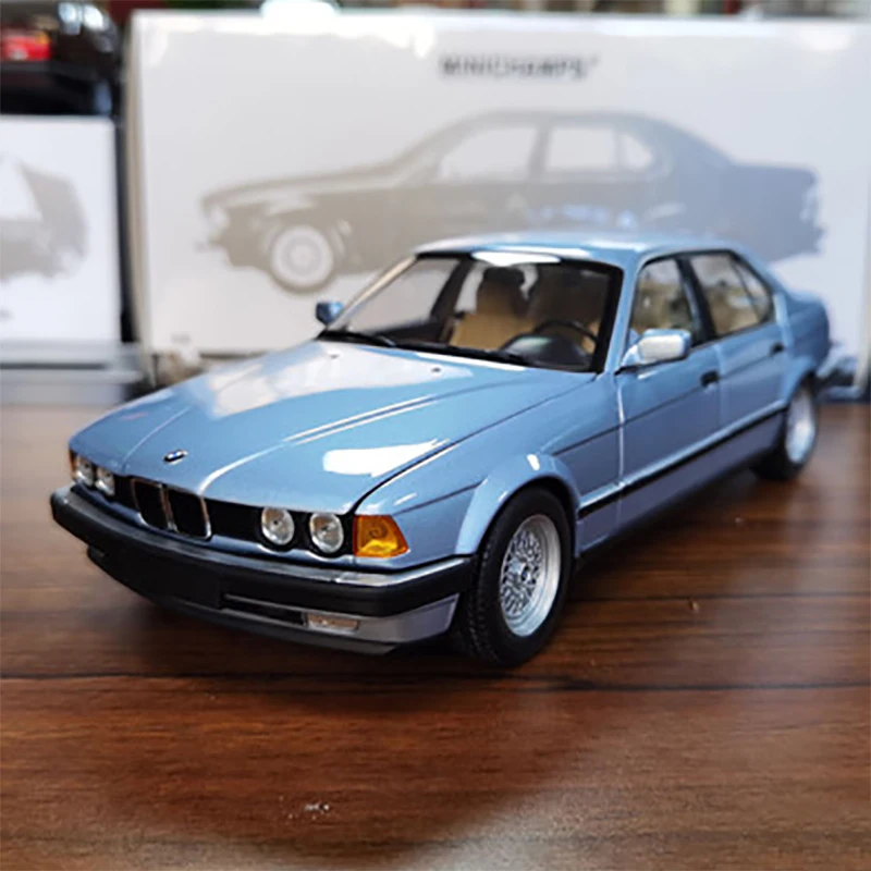 Minichamps1:18 7 Series 730i E32 1986 Simulation Alloy Car Model Gift Collection