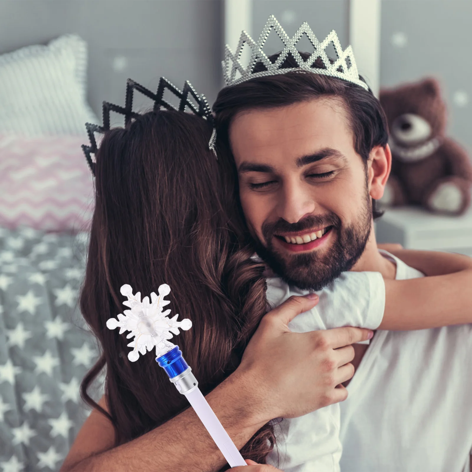 

1pcs Snowflake Light Up Rotating Fairy Wand For Party Concert Event Cosplay Prop Stage Performance Play