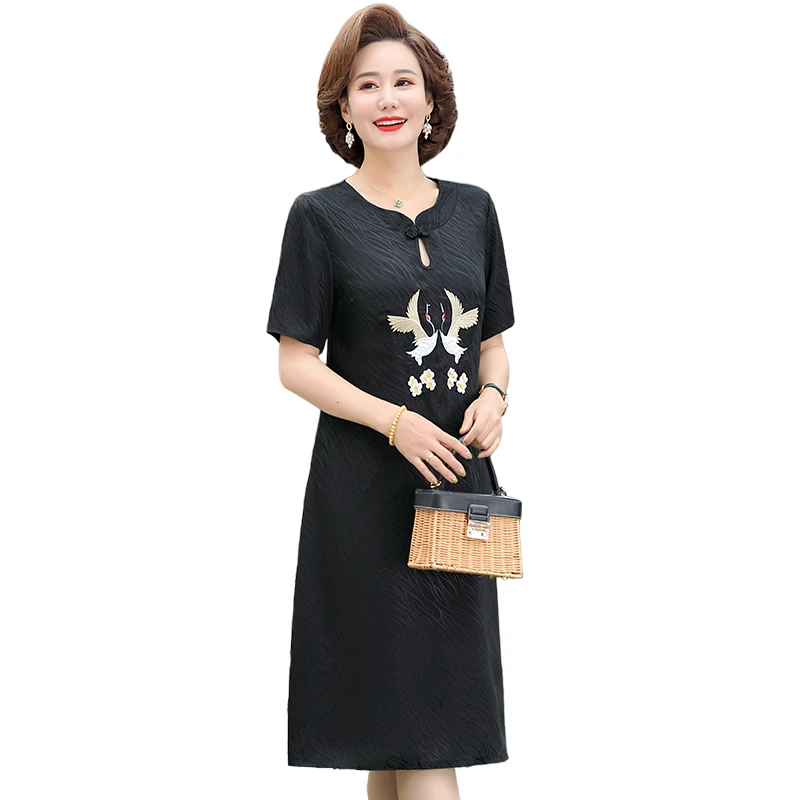 Chinese style dress for women summer Short-sleeved dress ladies Embroidered Crane improved cheongsam dress