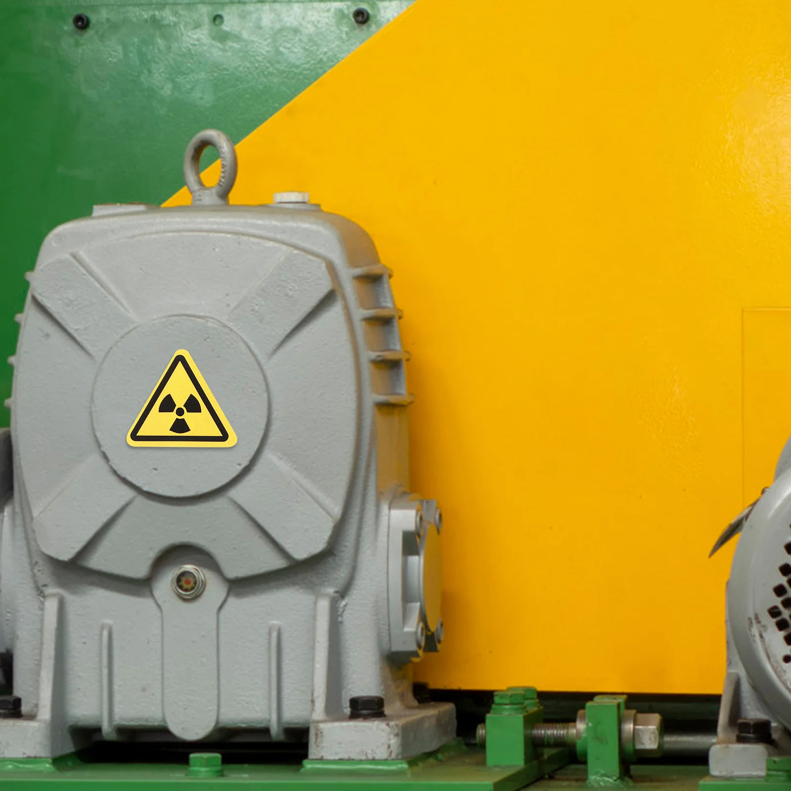 

290Pcs Ionizing Radiation Warning Stickers Bright Clear Safety Labels for Laboratories High Voltage Areas Decals