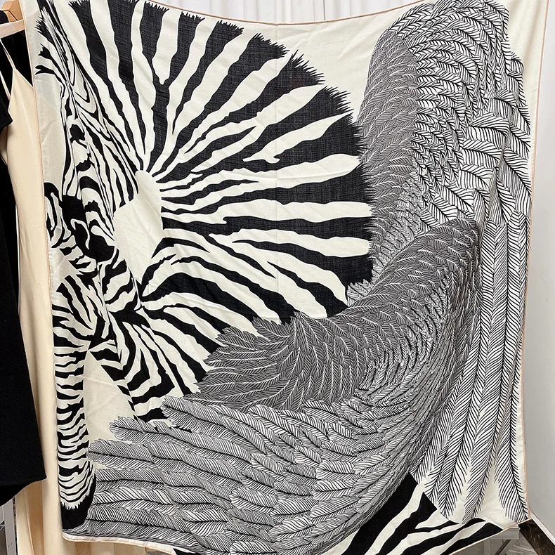 

Silk Wool Scarf 140 Rolled Edges Scarfs Shawls Luxury Designer Winter Pashmina Warm Belt Accessories Bag Decoration Mother Gift