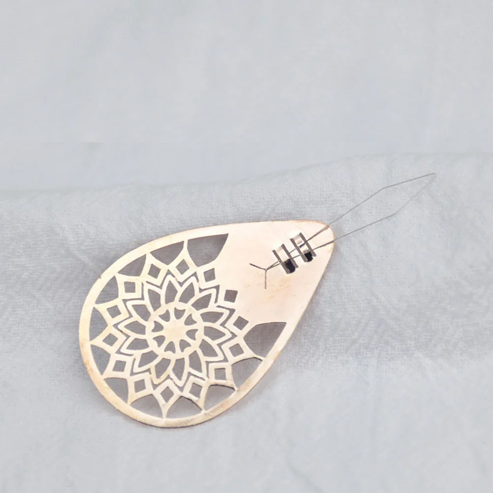 

5Pcs Sewing Needle Threader Smooth Wire Loop Threading Device for Small Holes DIY Home Craft Copper Stitch Insertion Tool