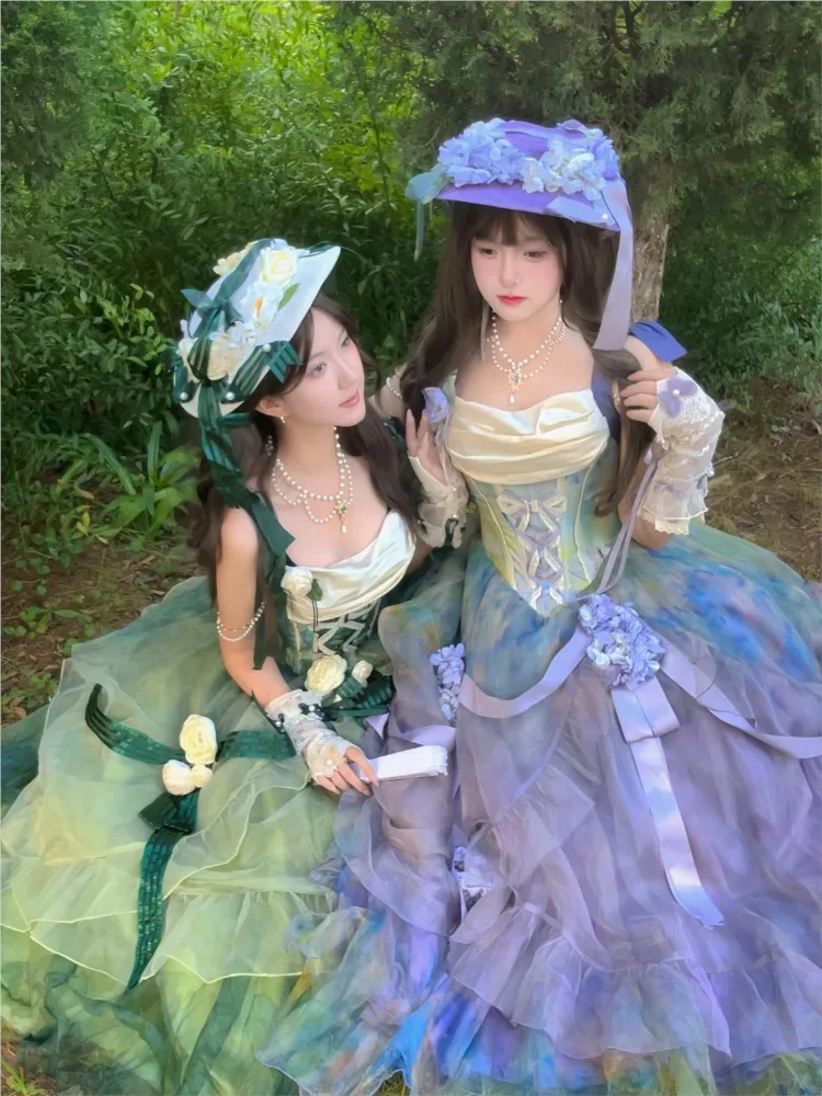 ชุดพิธีกรวันเกิดสไตล์ภาพวาดสีน้ํามันหรูหราหรูหราและประณีต