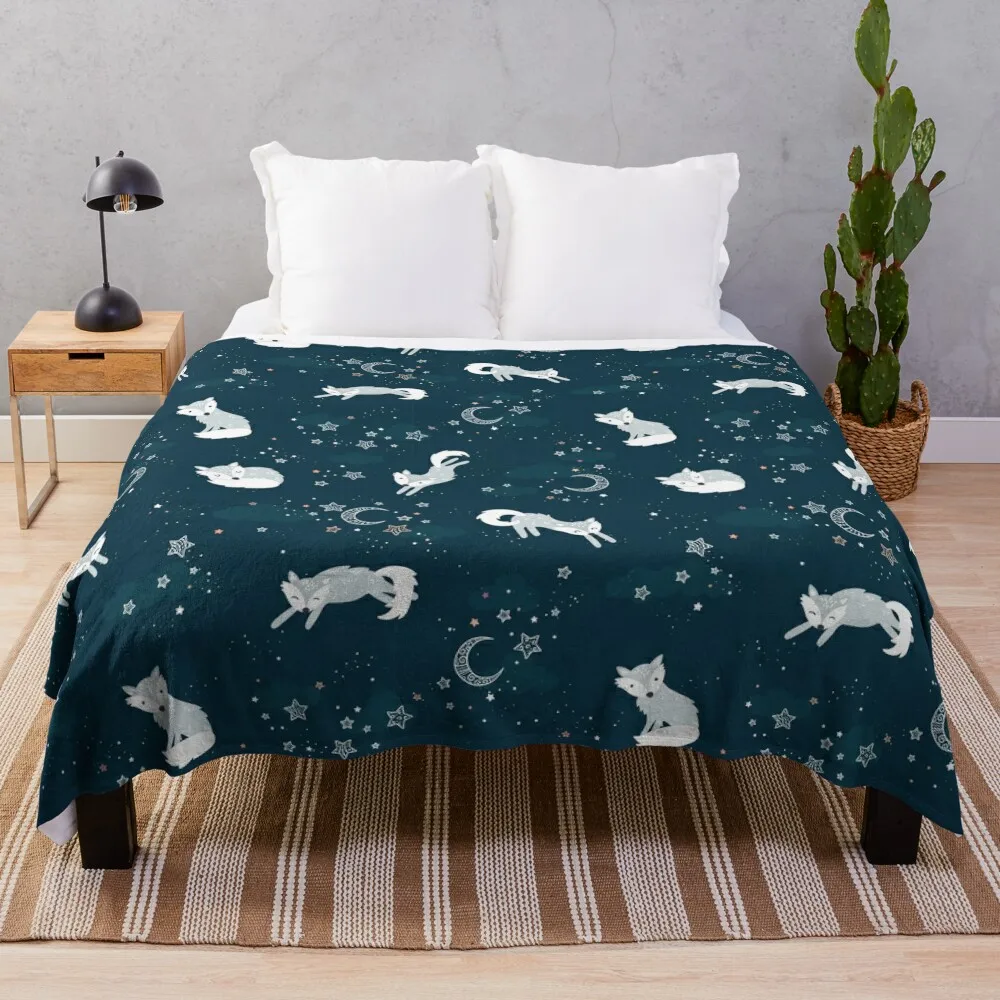Cute arctic foxes at night Throw Blanket Fade Resistant Durable Throw Blanket