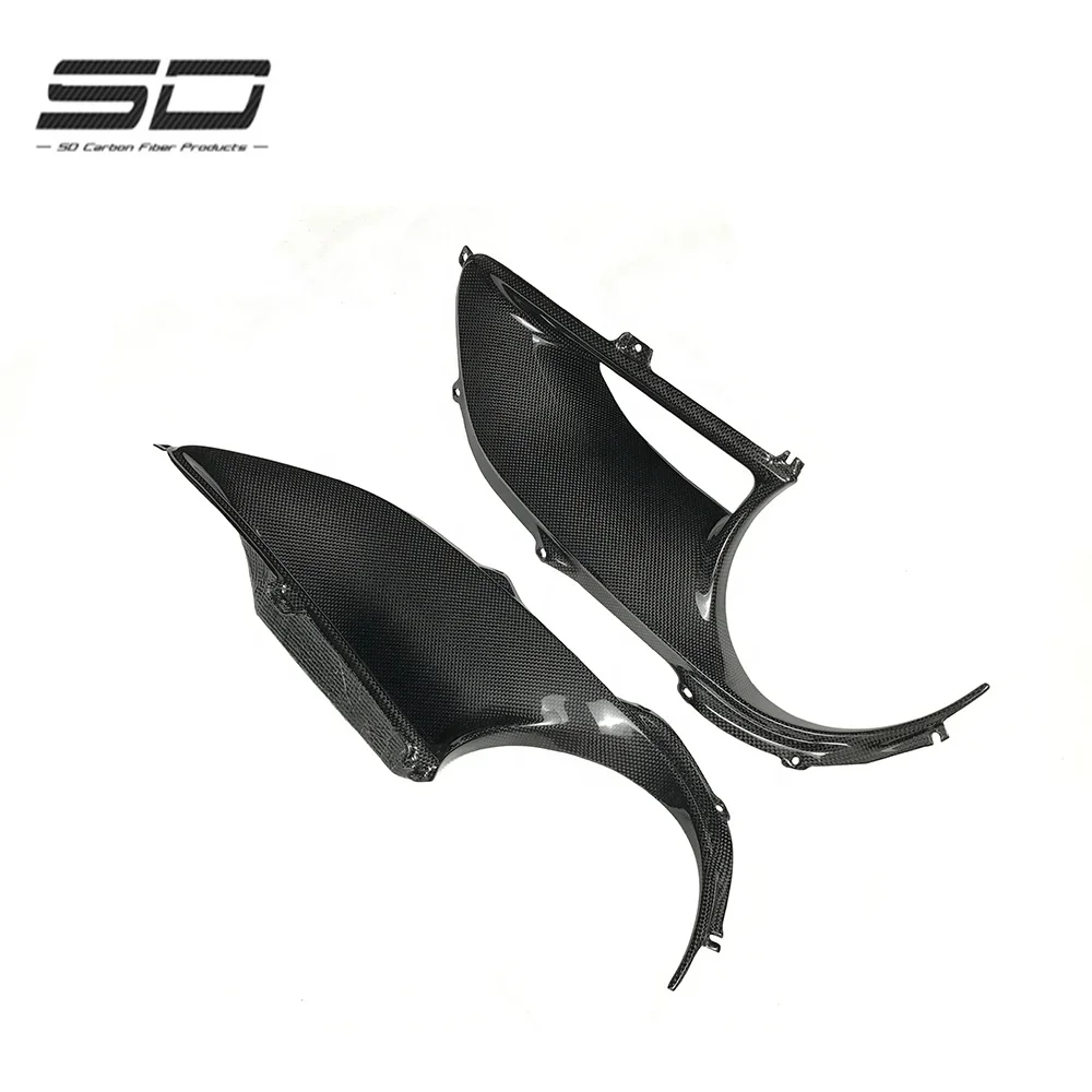 High Quality N Style Dry Carbon Fiber Bodykit Car Accessories Rear Light Cover Tail Lamp Cover For 488GTB