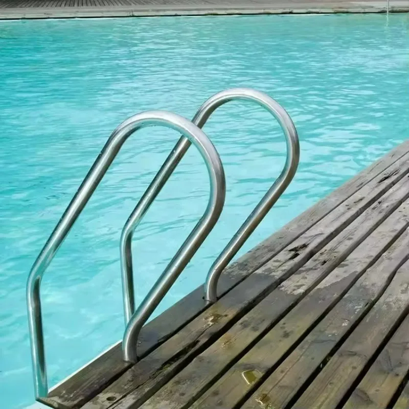 

Multi-Step Stainless Steel Pool Ladder With Special Pedals Easy Install Stable Structure For Swimming Pool Scenes