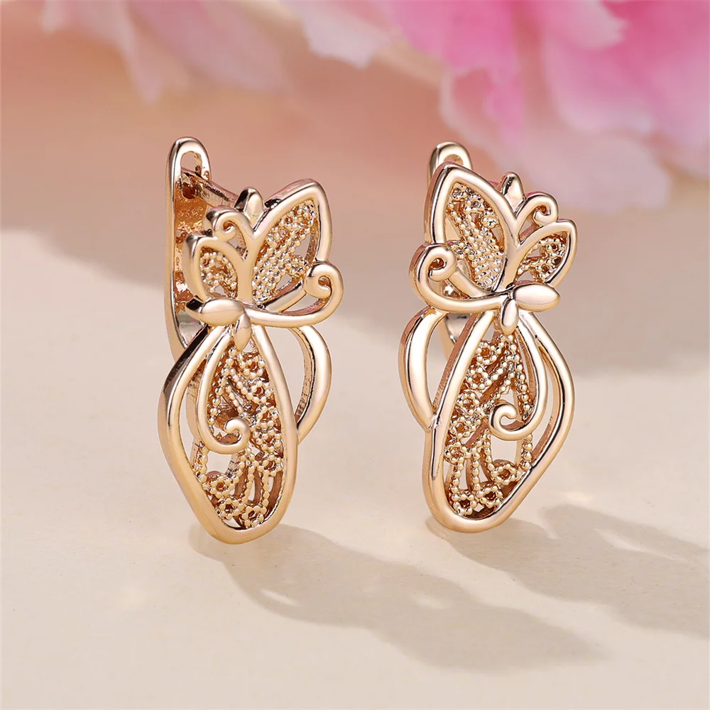 Cute Animal Butterfly Flower Pattern Hoop Earrings For Women Vintage Gold Color Ear Buckle Wedding Jewelry Engagement Party Gift