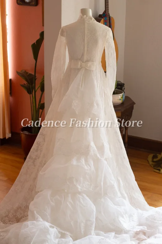 Vestidos de novia vintage personalizados de los años 70, vestidos de novia de estilo victoriano bohemio con apliques de encaje largo en capas