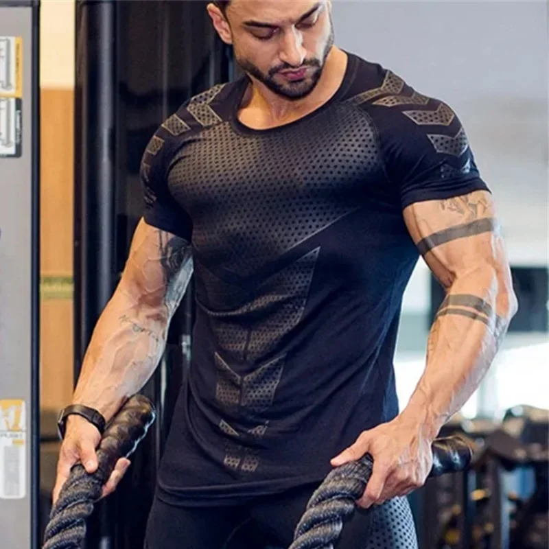 New European size Men Compression t-shirt men Training Skinny Tees palestre maschili Running top summer Fitness Sports t-shirt da uomo