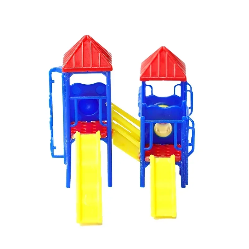 Zestaw do samodzielnego montażu modelu kontenerów w skali HO dla dzieci, idealny do przedszkola, jako elementy do budowania zjeżdżalni i placów zabaw.