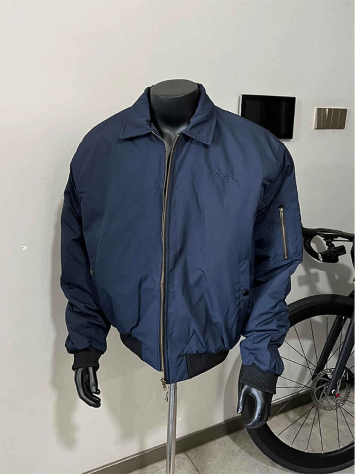Thickened Cotton MA1 Flight Jacket Baseball Style Men's Winter Outerwear Warm Casual Loose Fit Zipper Closure Long Sleeve Coat