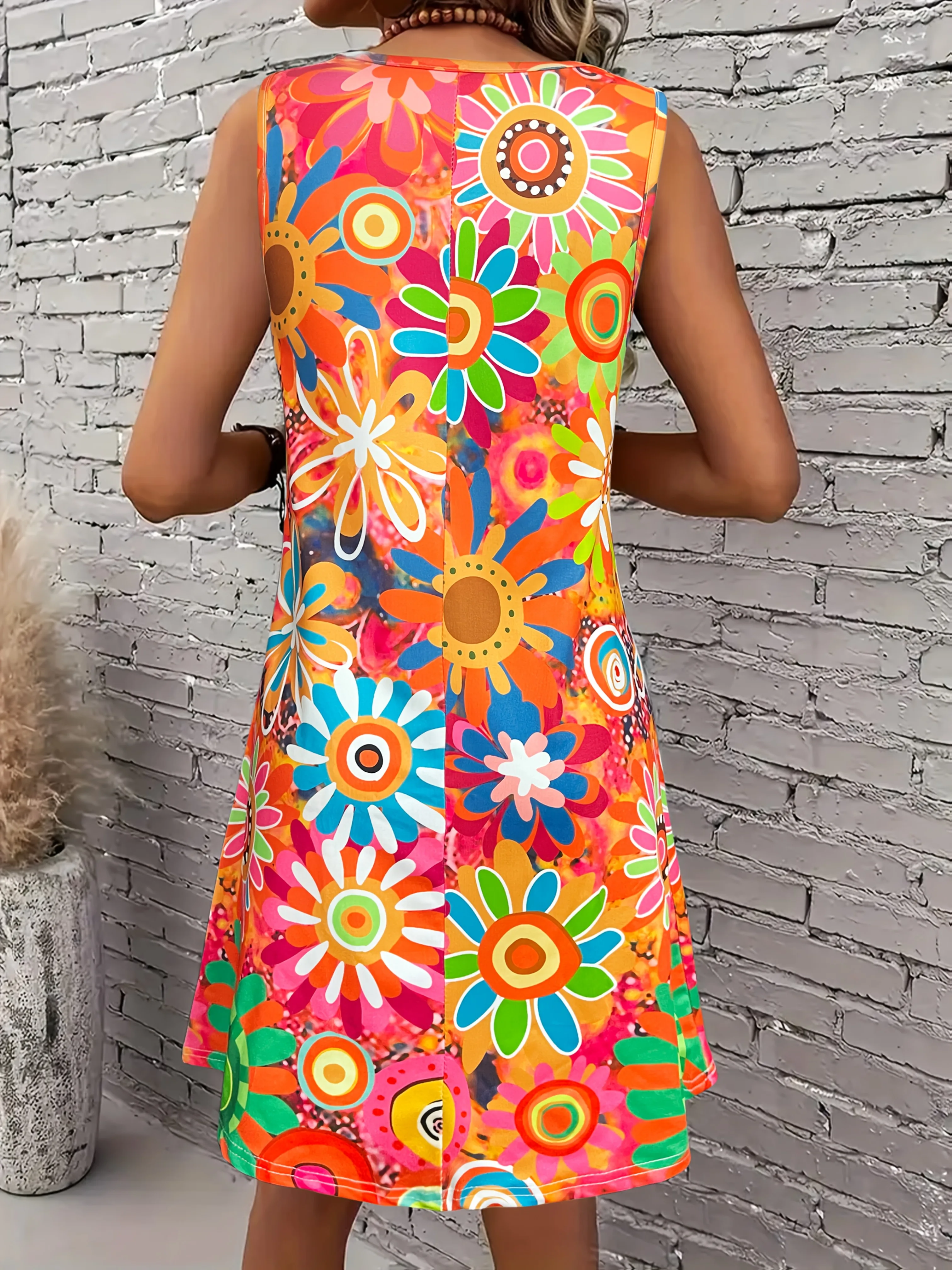 Women's Vibrant Floral Print Sleeveless Dress Spring/Summer Vacation Style dress