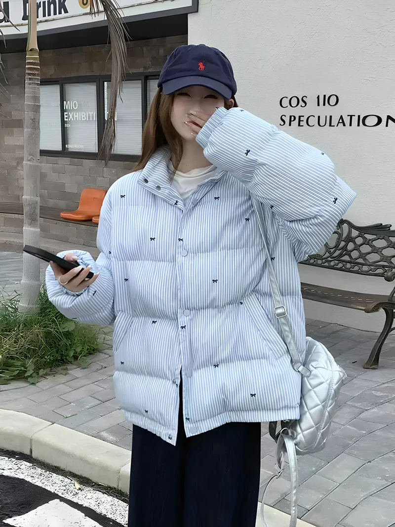 

Пуховики-парки винтажные женские, глянцевые, блестящие, сияющие, мерцающие, сверкающие, сияюще-блестящие, светящиеся, люминесцентные, нейтральные