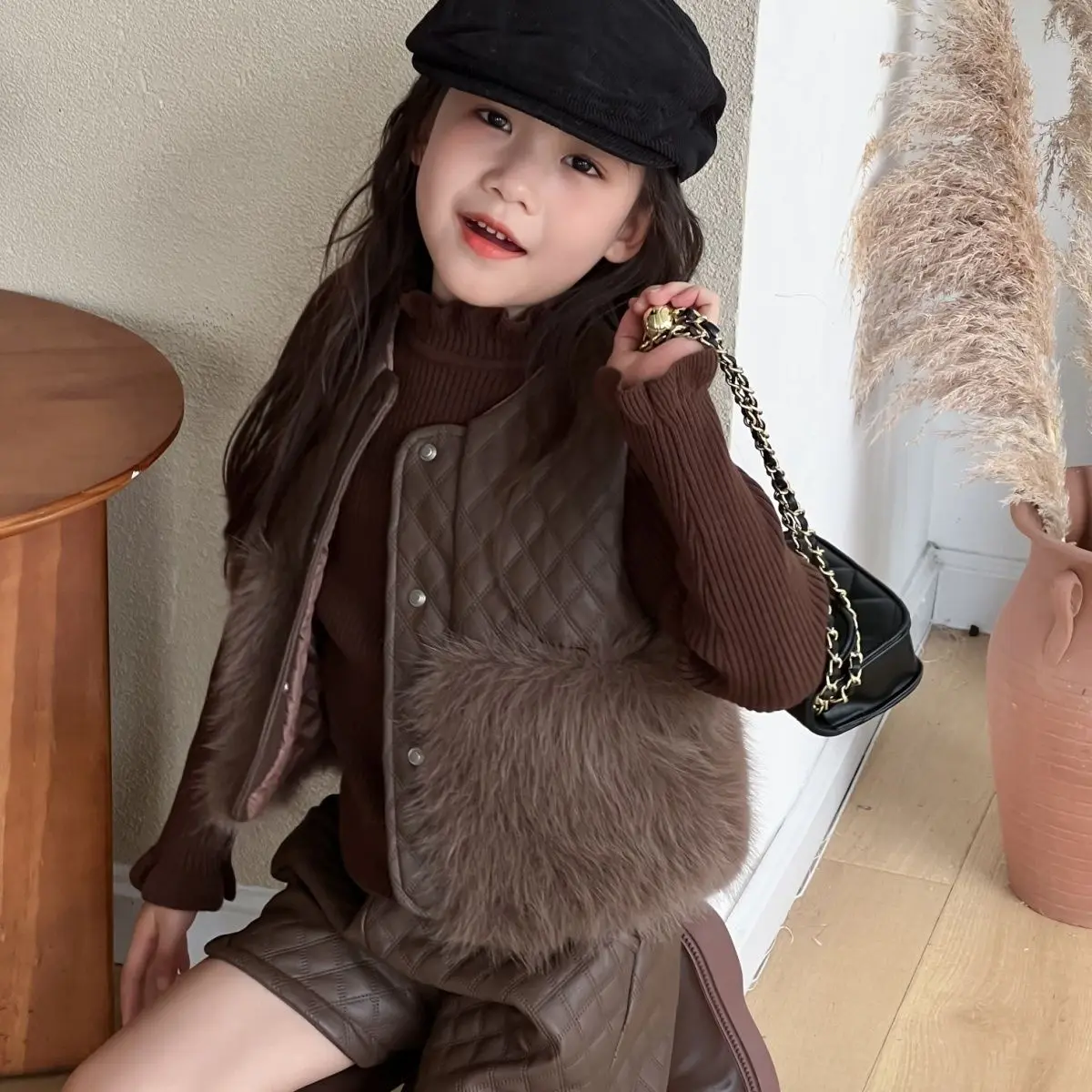 

Elegance Winter Childent Warm Girls Artificial fur Thick Vest Leather jacket Waistcoat+Sweater +Shorts 3Pcs Suits Party Clothes