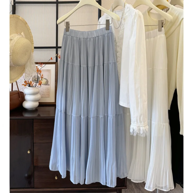 Rainy Purple Wisteria Pleated Skirt, Loose Fit with Large Hem for Spring and SummeraElegant long skirt, slimming chiffon tiered