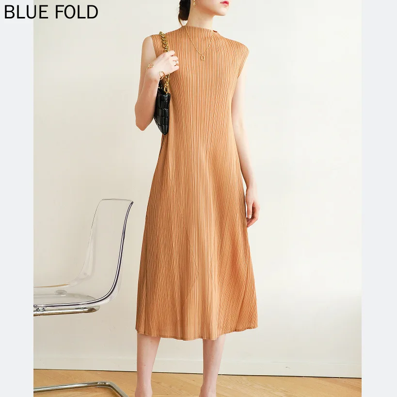 

Miyake Pleated Designer Dress, Smooth and Elegant, High-End Sleeveless, Half-Turtle Collar, Summer