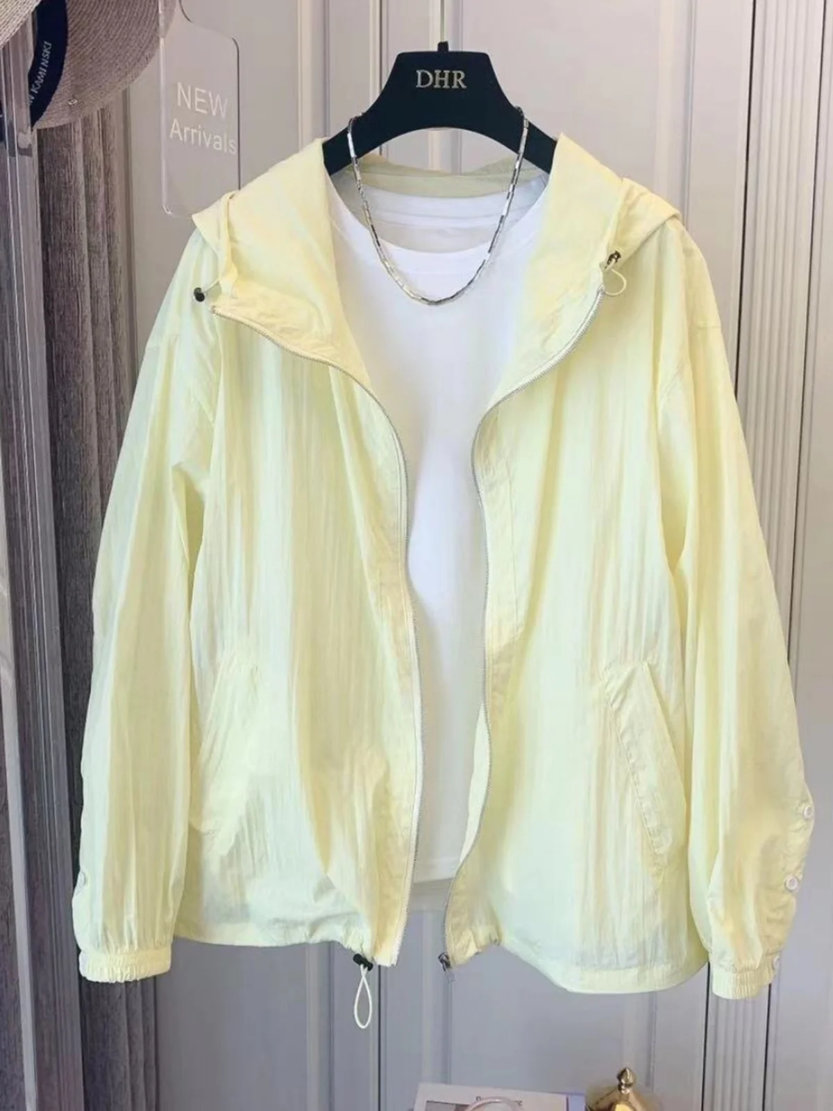 Pakaian Pelindung Matahari Luar Ruangan Bahan Sutra Es Wanita, Bernapas, Musim Panas, Ukuran Besar, Jaket Luar Ruangan Kasual Longgar