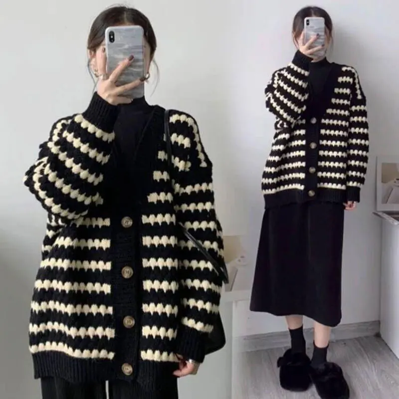 Korean V-Neck Cardigan Woman Blouses 2022 Autumn Winter Striped Knitted Loose Long Sleeve Preppy style Single-breasted Sweaters