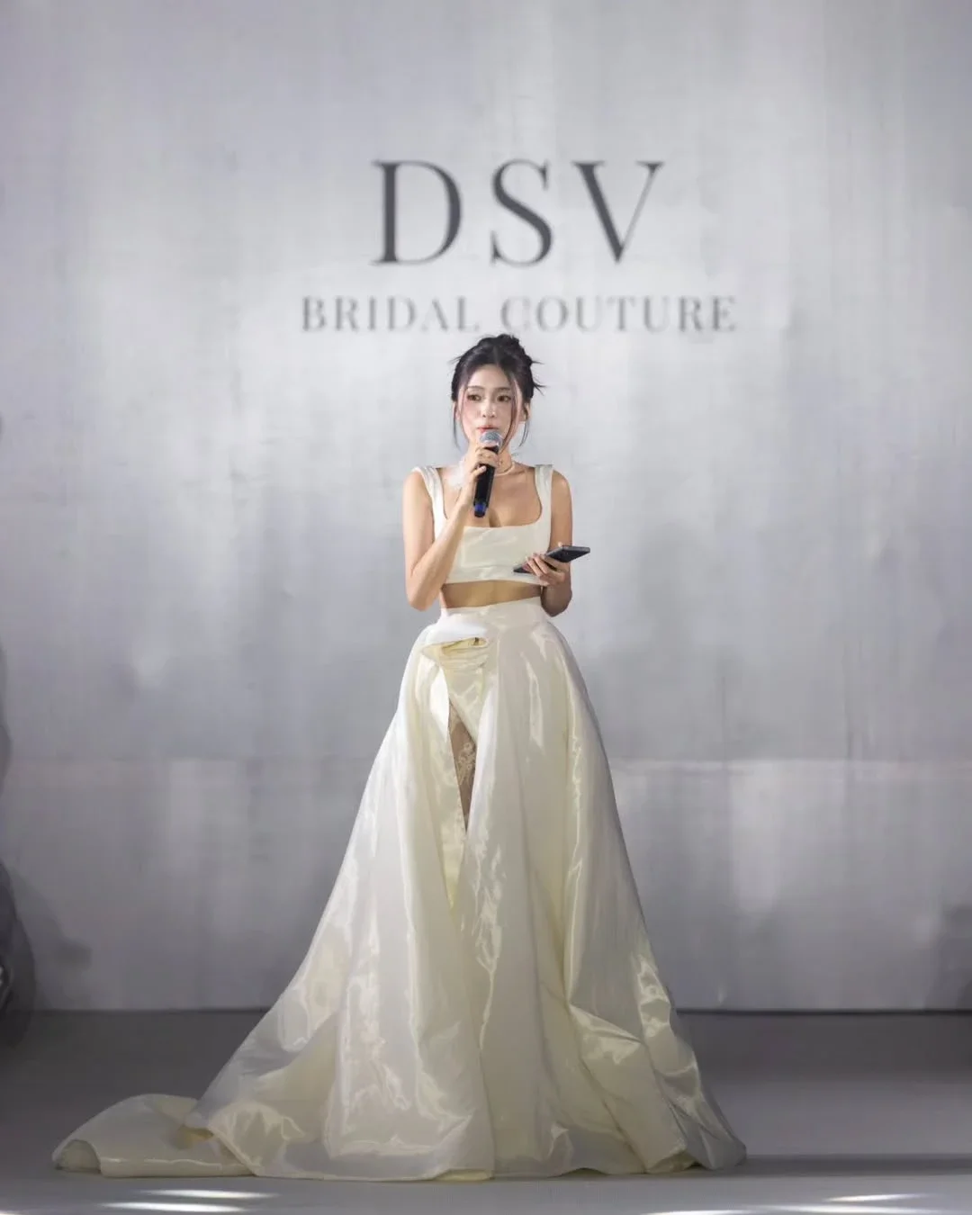 

Formal Occasions Ivory Overlay Skirt Custom Made Long Bridal Events Perfect for Runway Shows Korean Maxi Skirts Lady