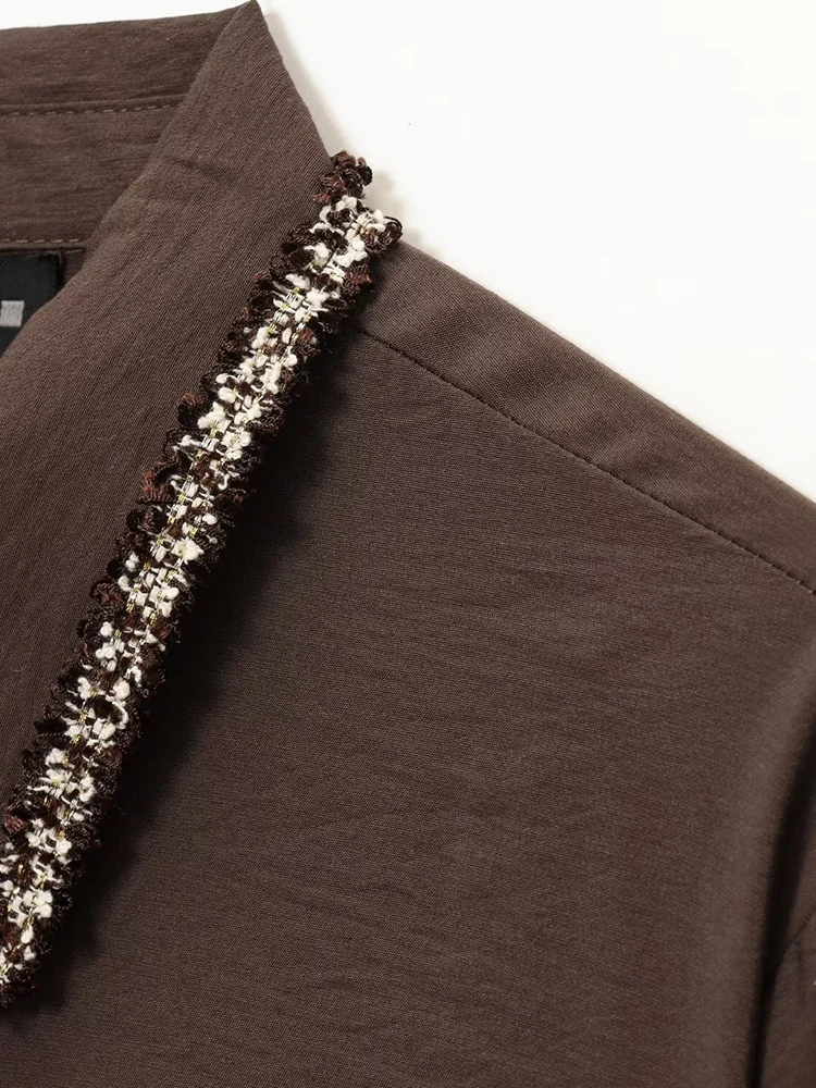 Nova camisa feminina elegante de manga comprida elegante e versátil de estilo europeu com lapela e acabamento.