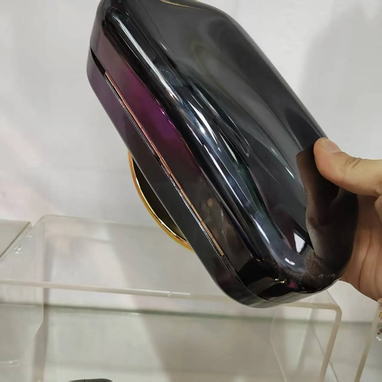 2025 春夏の新エレガントなメタリックスタイリッシュな女性ボックス財布クラッチ財布バッグバッグイブニング財布