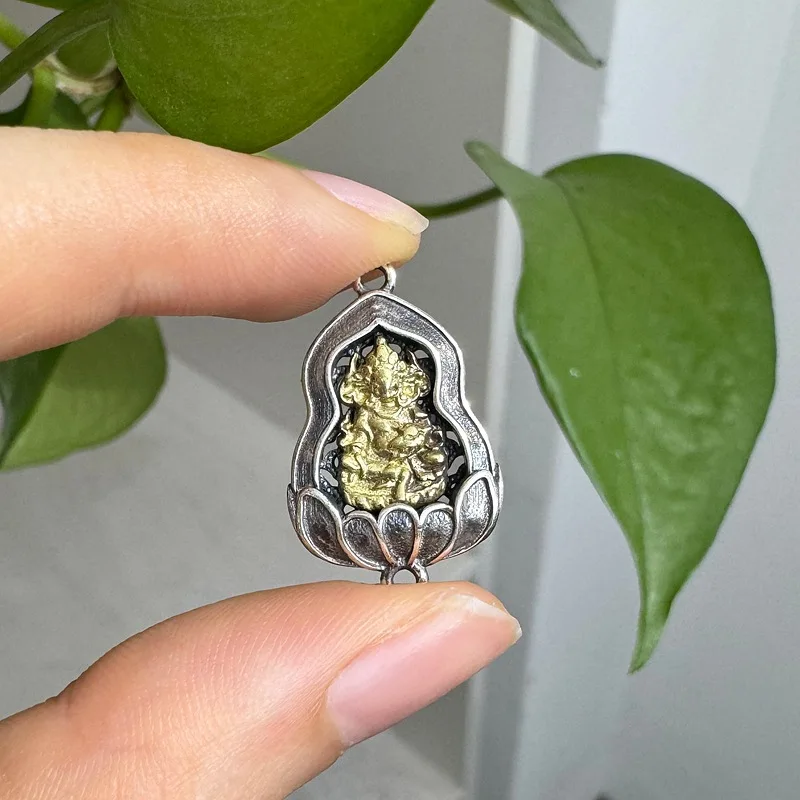 

Yellow God of Wealth, Gourd spitting treasure, Rat auspicious wealth pendant, personalized, niche, versatile DIY accessories