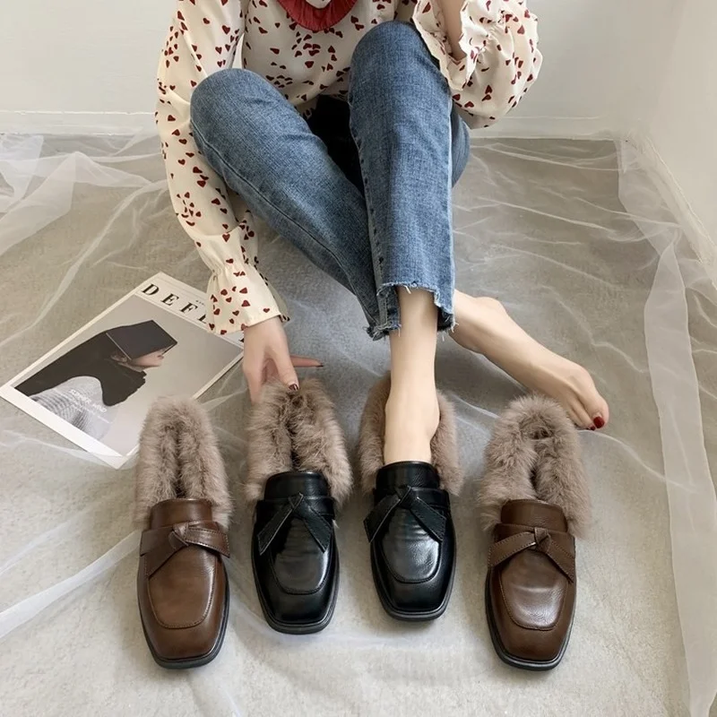 Luxury 2022 Fashion Women Loafers Faux Rabbit Fur Slip-on Shoes Woman Low Heels Casual Plush Warm Boat Shoes Zapatos De Mujer