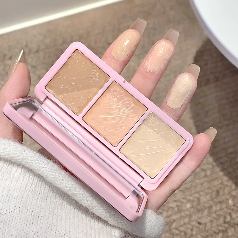 Paleta correctora de tres colores para manchas faciales, marcas de acné, pliegues nasolabiales, ojeras, bolsas para los ojos y trozos de rasgado.