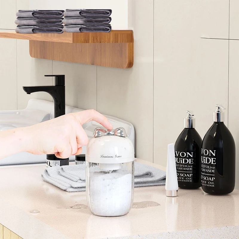 1 szt. Duża Pojemność Elektryczny Spieniacz do Mycia Twarzy Szampon Żel pod Prysznic Automatyczny Spieniacz Butelka do Spieniania Mus Artefakt do Spieniania