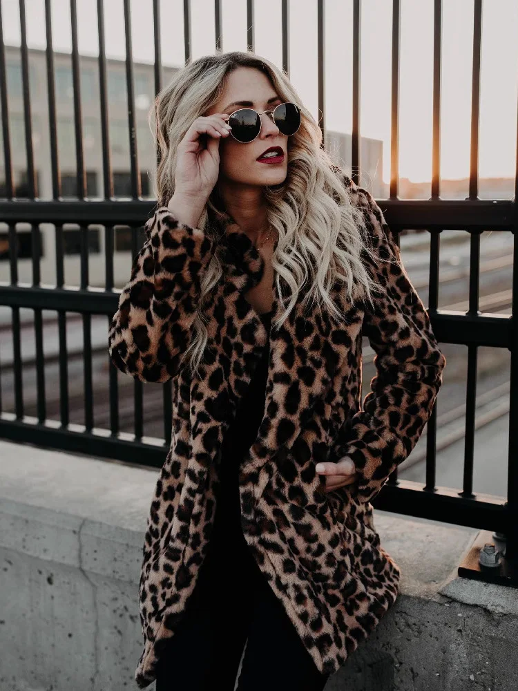 Trendy Oversized Lapel Leopard Print Faux Fur Coat Medium Length Long Sleeve Women's Outerwear Warmth Commute Style Cotton