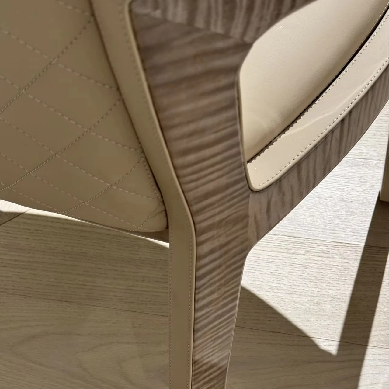 تصميم حديث عالي الجودة من الخشب الصلب للفنادق والمكتب المنزلي كرسي طعام من القماش الأصلي أثاث داخلي للاستخدام العائلي #3