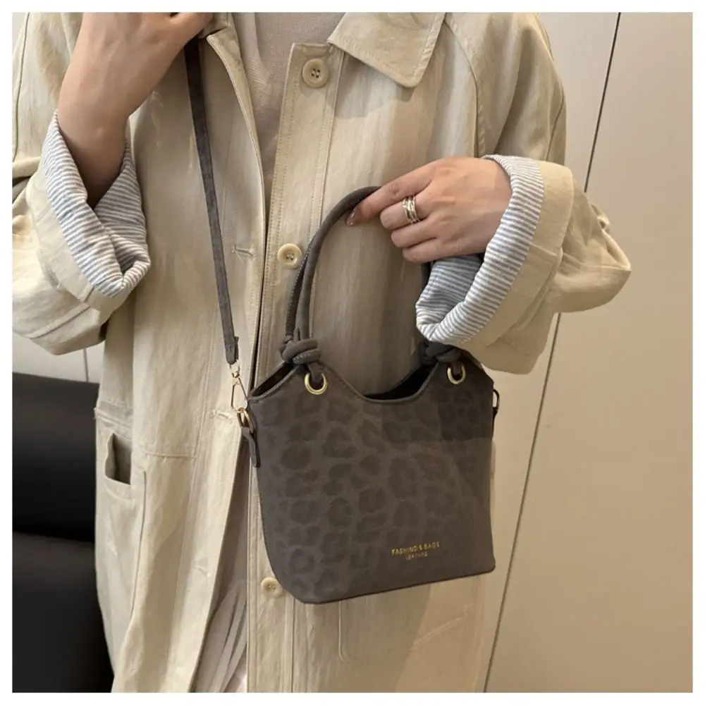 

Портативные сумки-ведра с леопардовым принтом, большой вместительный винтажный боковой рюкзак, сумка через плечо из искусственной кожи, женская мода