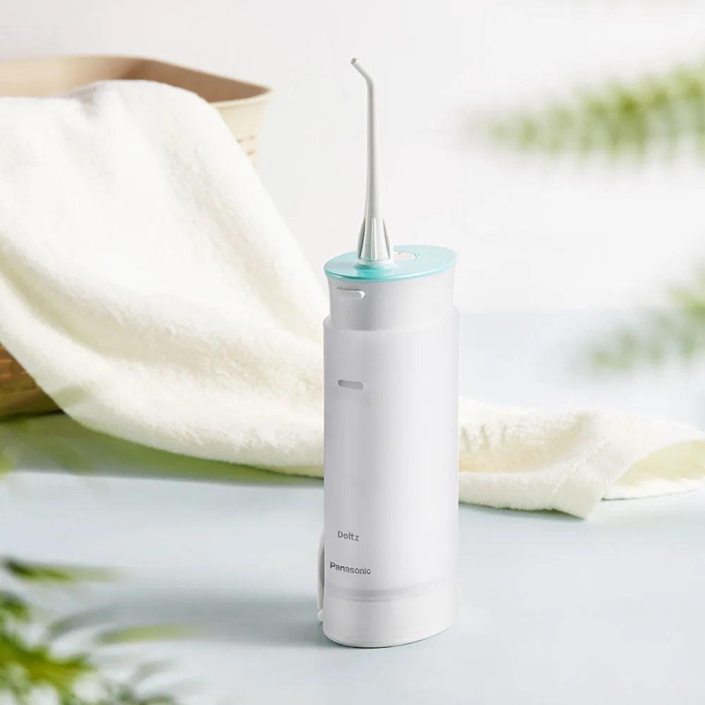 Panasonic Portable Oral Rinse - 2 Modes - Dry Battery - Cordless Flosser - Clean Gums - IPX7 waterproof