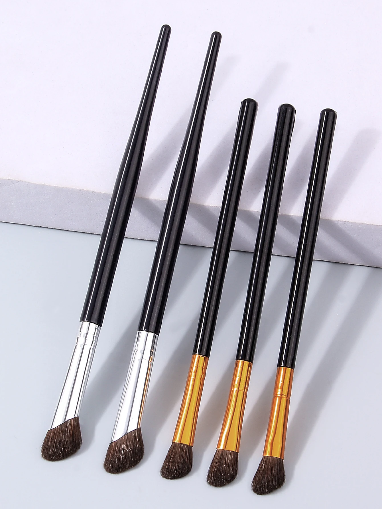 5PC sikkelneuscontourborstel, zachte synthetische schuine/hoogtepunt/concealer blending tool, Travel-Pro Kit voor oog- en gezichtsmake-up