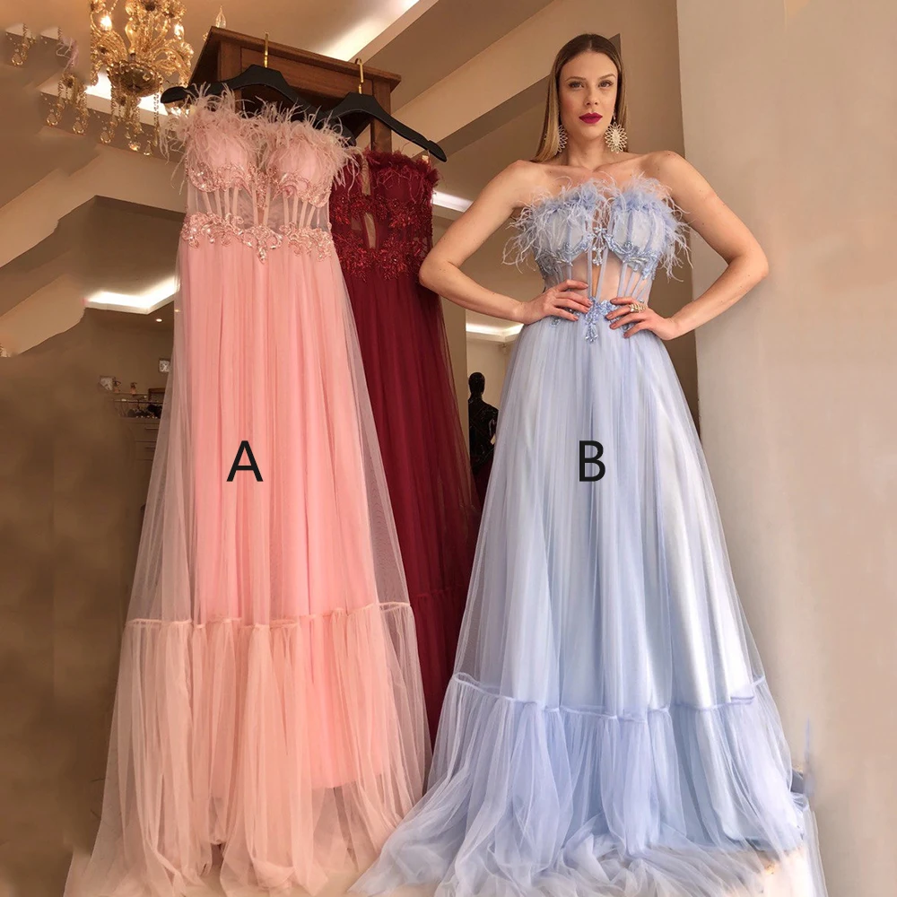 Modernos Vestidos de Noite Para As Mulheres Srapless Tulle A-Line Até O Chão Sem Mangas Prom Vestidos Com Penas فساتين مناسبة حسب الطلب