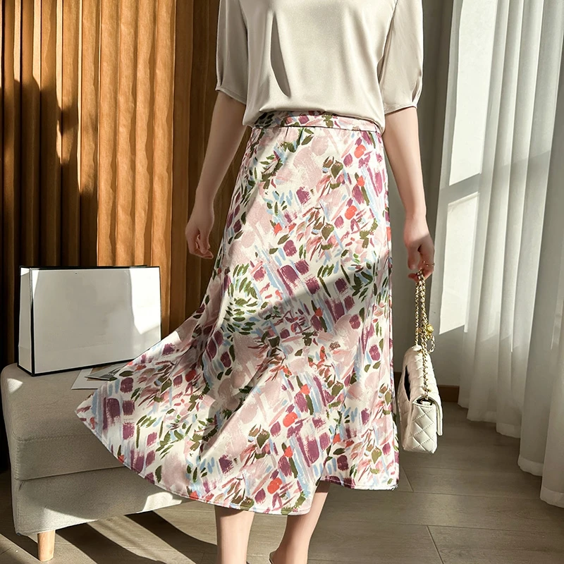 

Women New Fashion High Waist Printed Skirt Senior Acetic Acid Fibre Satin Women's Skirt Spring Summer Light Luxury A-Line Skirt