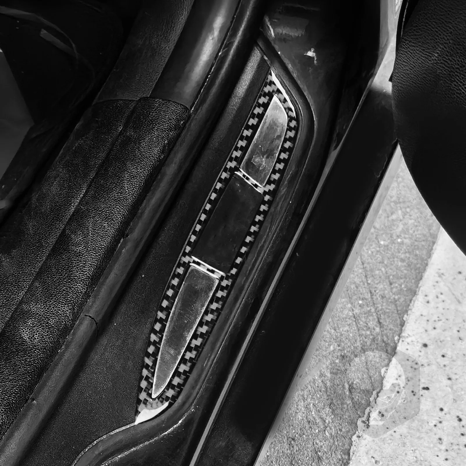 For BMW 3 Series E90 M3 2005-2012 Real Carbon Fiber Sticker Seat Water Cup Door Storage Panel Car Accessories decorative view 5